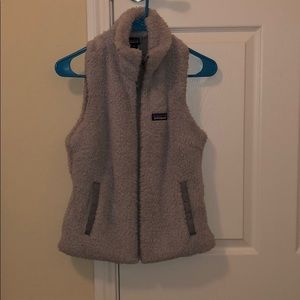 Fuzzy grey Patagonia vest